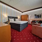 Garni Zur Alten Post Hotel 3*
