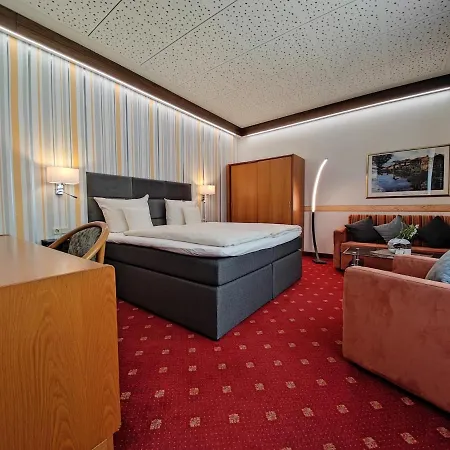 Garni Zur Alten Post Hotel 3*